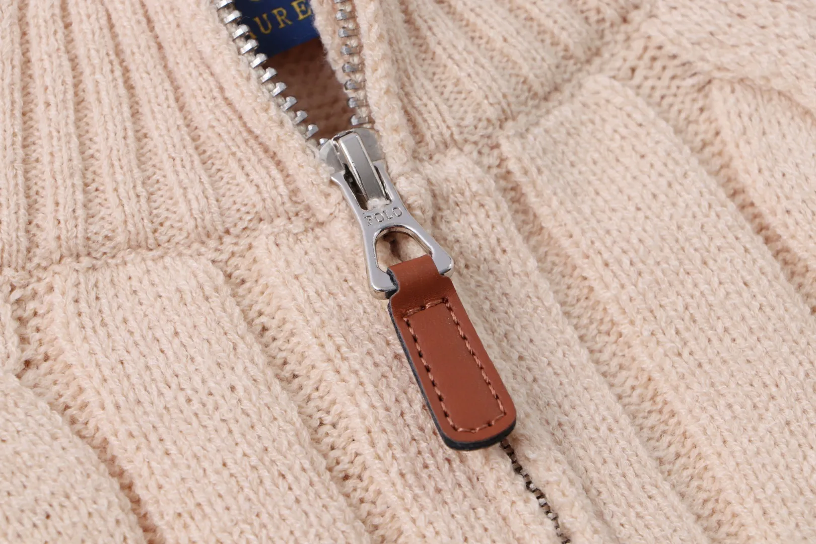 P230 RALPH LAUREN Ralph Lauren seven-color classic small label embroidered stand-collar long-sleeved half-zip knitted sweater tops for men and women seven colors Color: black white gray royal blue pink sky blue khaki code number: S M L XL material: cotton